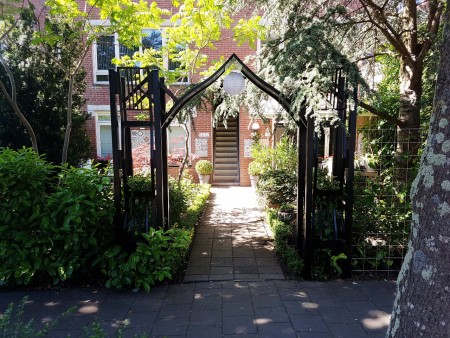 2017 Onze stoelenpoort